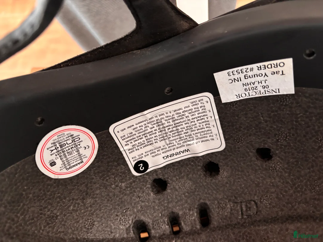 Hjälmar ryttarutrustning till salu: One K ridhjälm i Ringarum - Annons 4