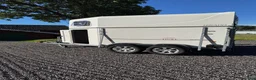 Hästtransporter  fordon & transport till salu: Thiel- Frontutlastning - Annons 2