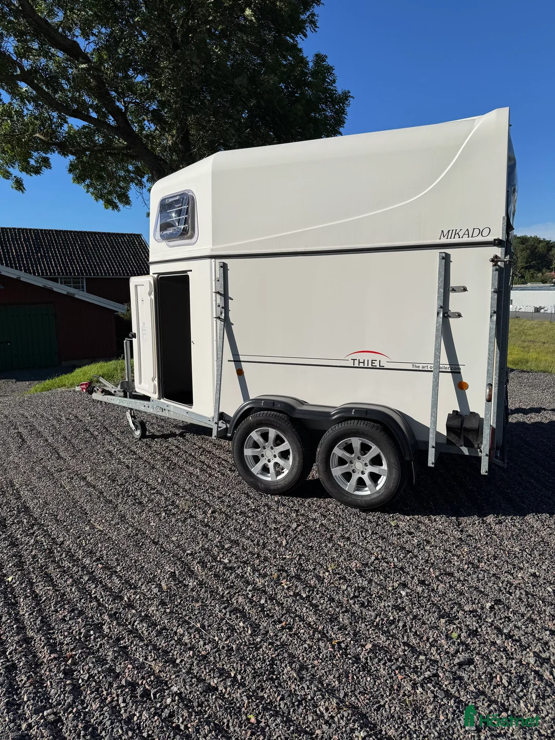 Hästtransporter  fordon & transport till salu: Thiel- Frontutlastning - Annons 2