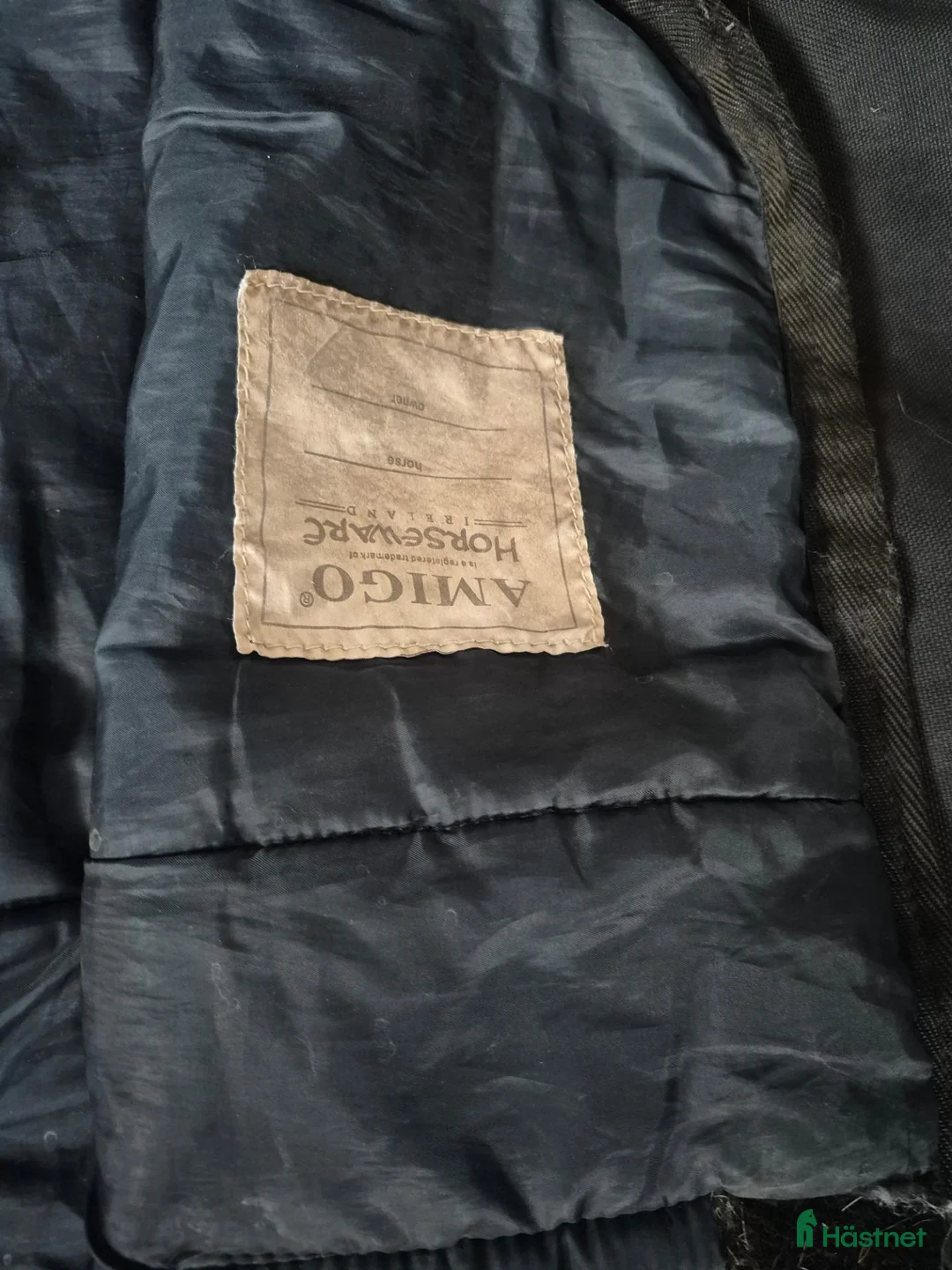 Täcken hästutrustning till salu: Utetäcke m hals HW amigo 125 cm - Annons 10