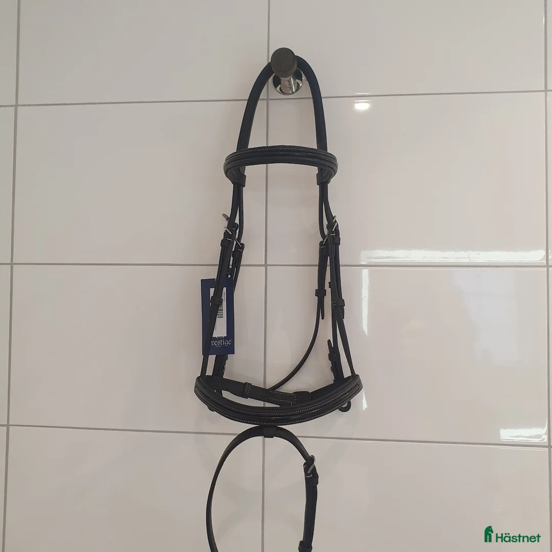 Träns hästutrustning till salu: Prestige aachenträns Full  - Annons 2