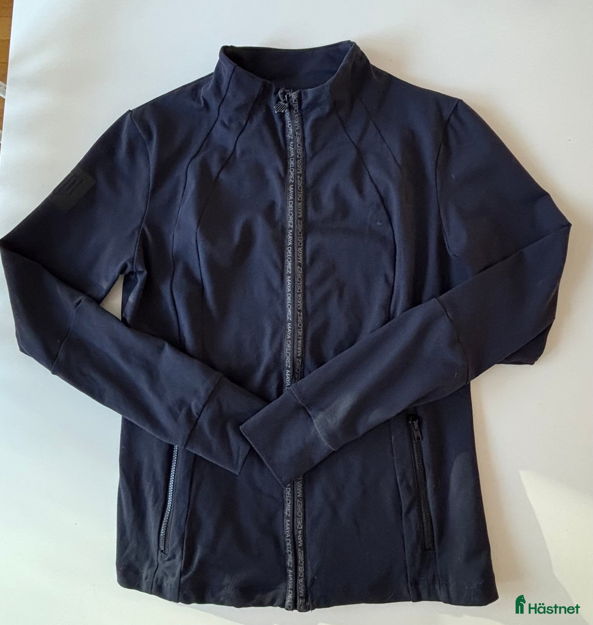 Övrigt Ridkläder ryttarutrustning till salu: Maya Delorez ridtröjor i nyskick  i Lidingö - Annons 16