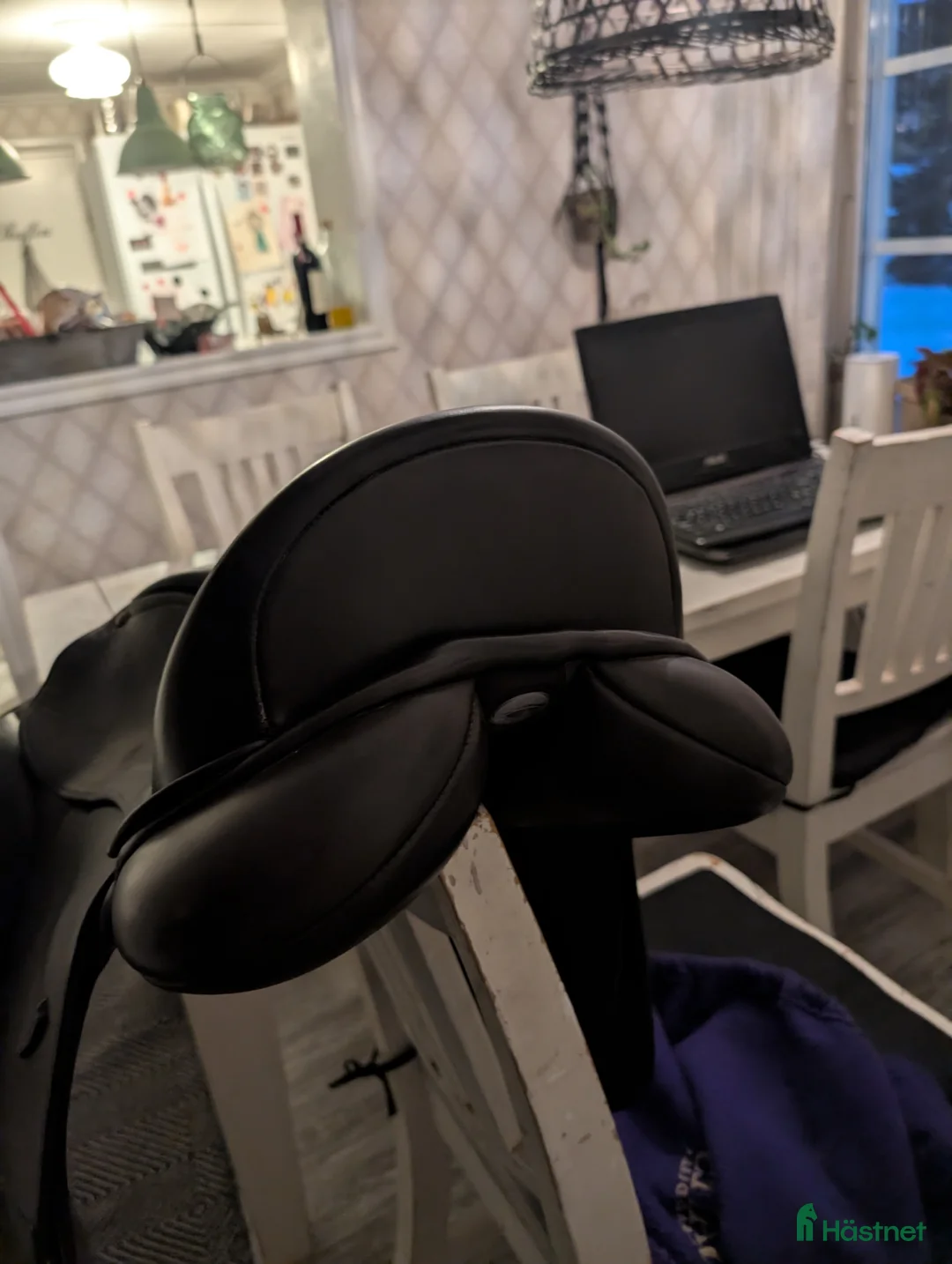 Sadlar hästutrustning till salu: Bates Isabell werth  - Annons 2