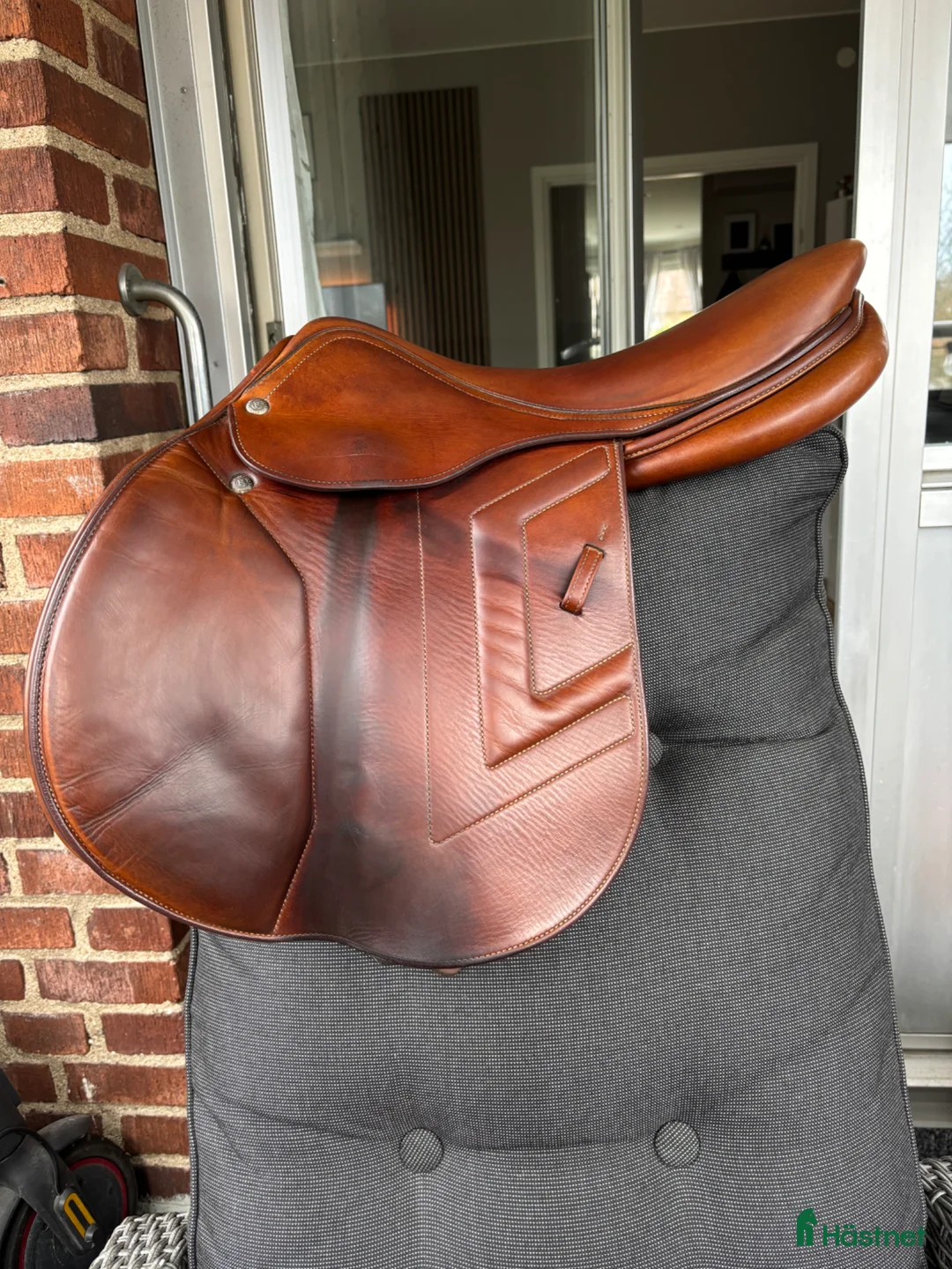 Sadlar hästutrustning till salu: Renaissance sadel - Annons 1