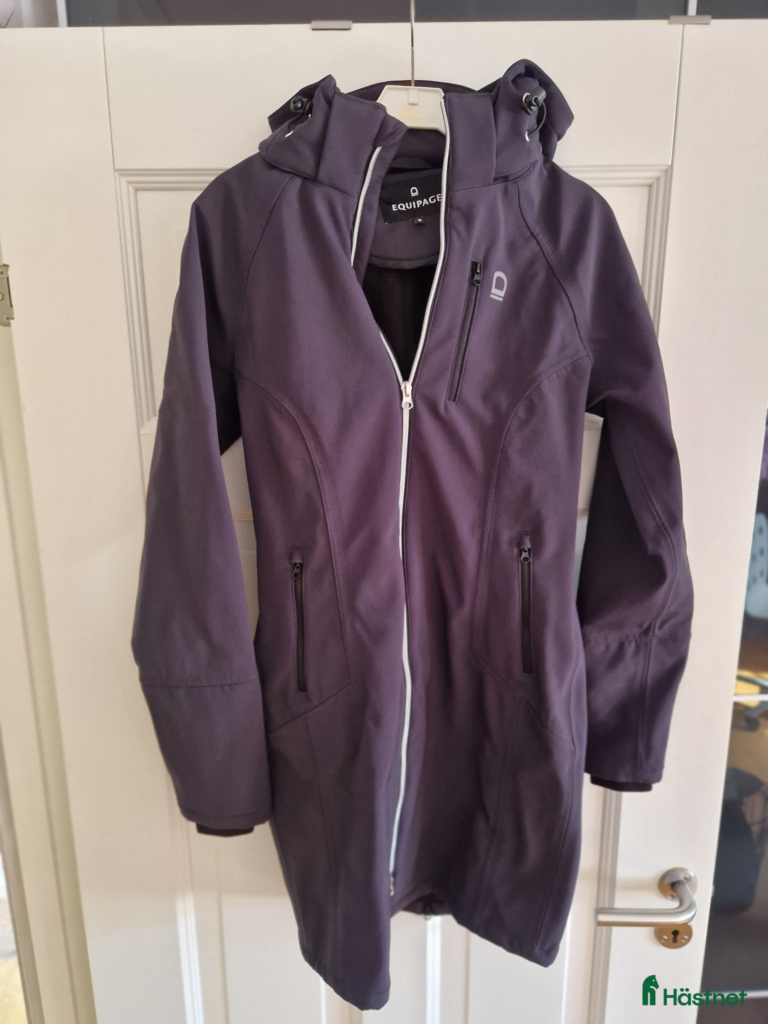 Jackor & Kavajer ryttarutrustning till salu:  Equipage. Mekko - Annons 3