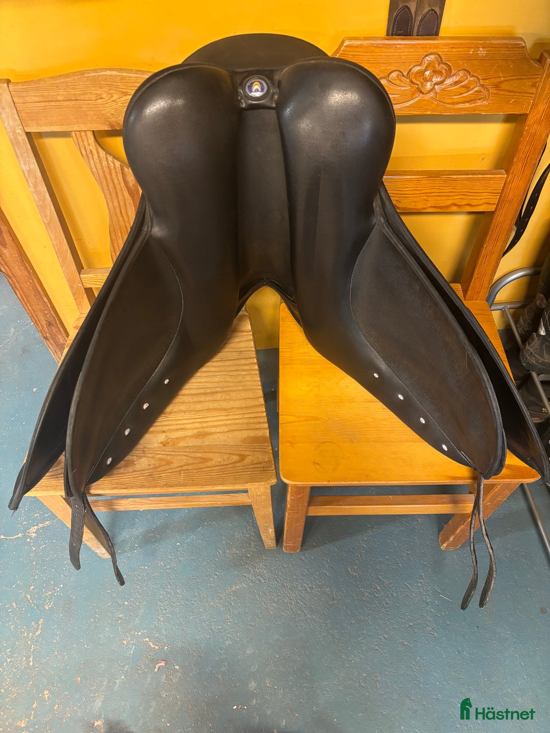 Sadlar hästutrustning till salu: Wintec med vitt koppjärn i Sollerön - Annons 5