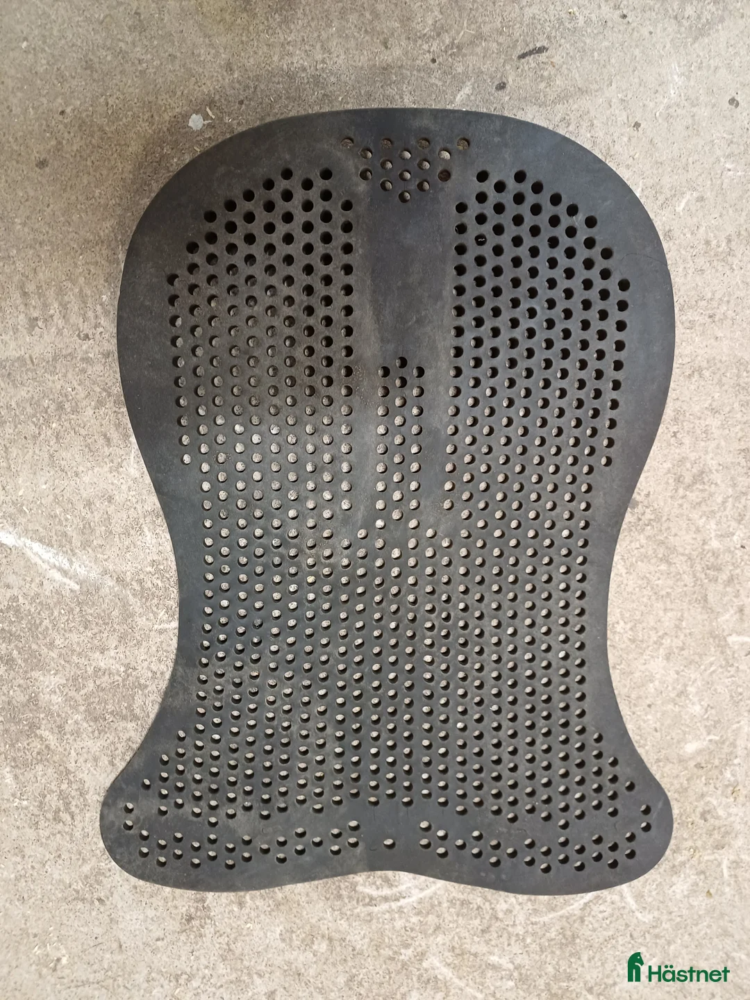 Sadeltillbehör hästutrustning till salu: Gelpad backriser i Sävsjö - Annons 1