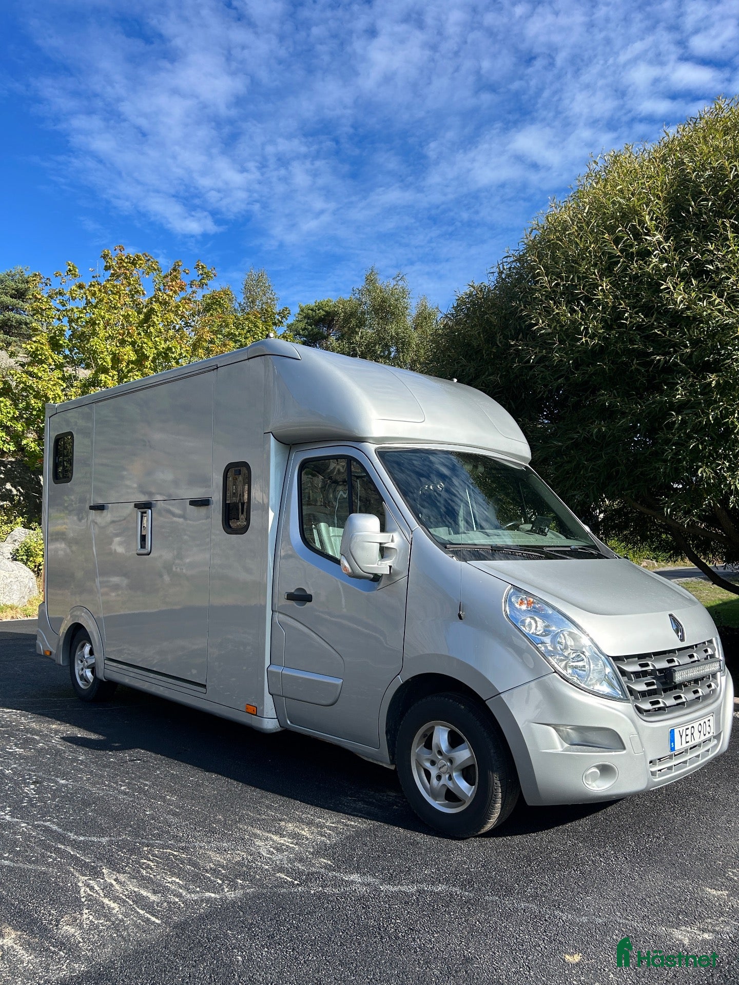 Hästlastbilar  fordon & transport till salu: Renault Master Hästlastbil– MT Autohaus 2–3 sovpl - Annons 2