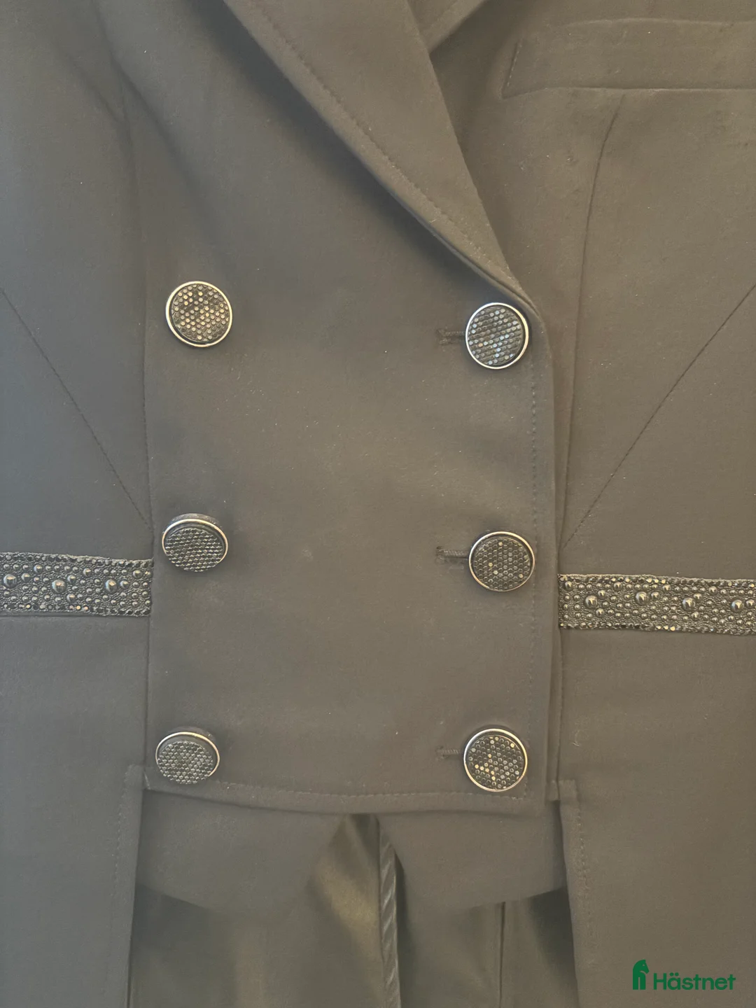 Jackor & Kavajer ryttarutrustning till salu: Tävlingskavaj/frackett Fair Play! i Helsingborg - Annons 4