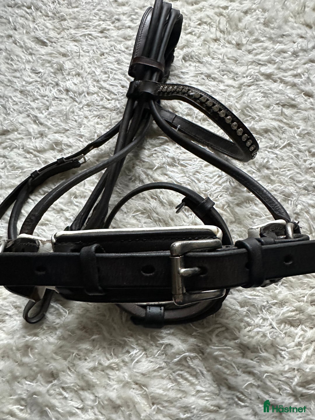 Träns hästutrustning till salu: Otto Schumacher - brunt rundsytt träns i Stockholm - Annons 11