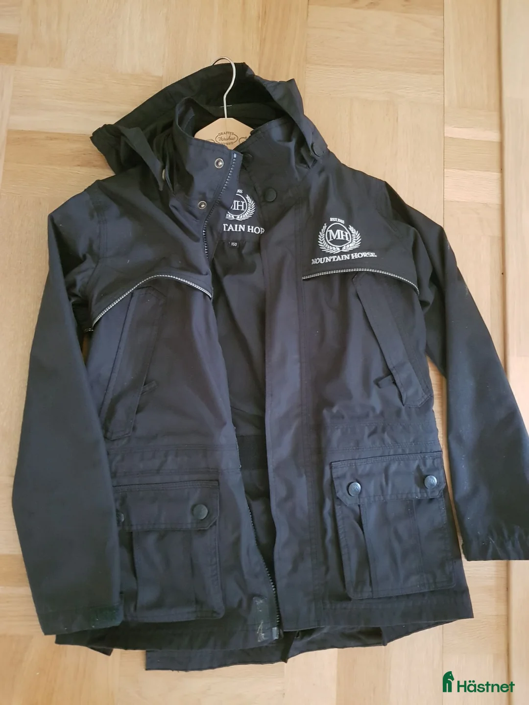 Jackor & Kavajer ryttarutrustning till salu: Ridjacka Horseware i Kållered - Annons 1