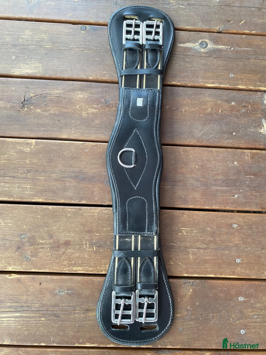 Sadeltillbehör hästutrustning till salu: Svart HG dressyrgjord 55 cm - Annons 1