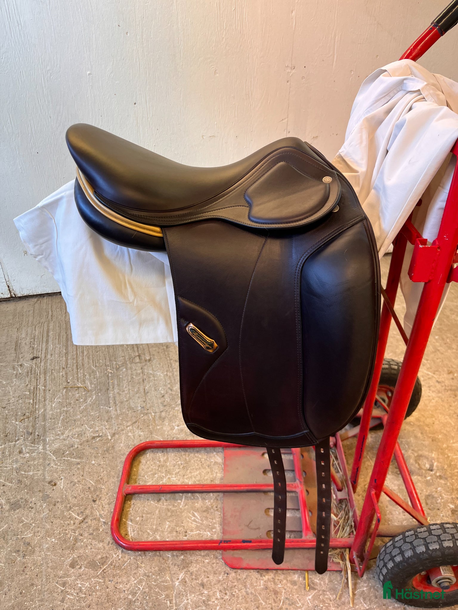 Sadlar hästutrustning Superfin, pedantskött DJ till salu - Annons 1