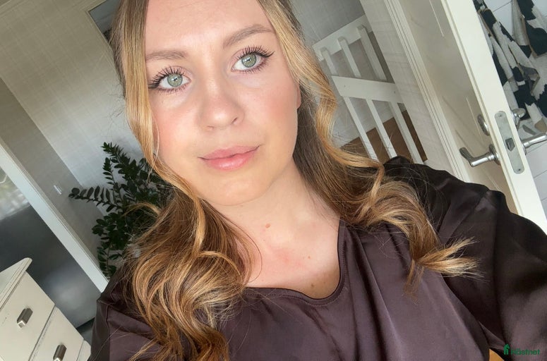 Galleribild {{count}}