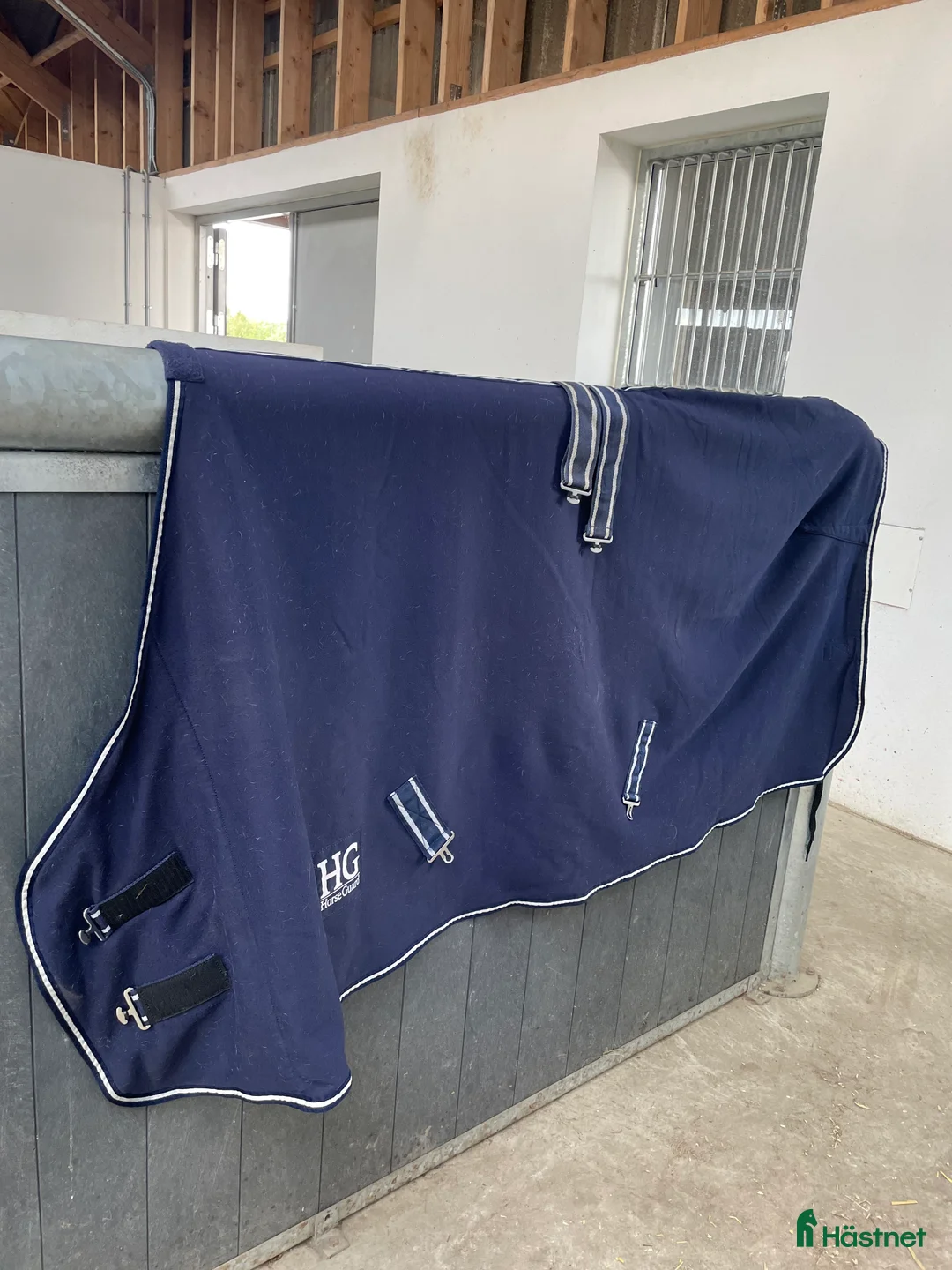 Täcken hästutrustning till salu: HG fleecetäcke 135 i Södra Sandby - Annons 1