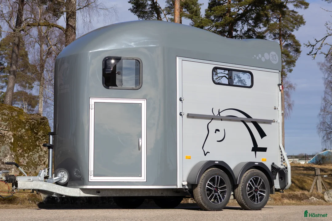 Hästtransporter  fordon & transport till salu: 2024 Cheval Liberté Gold 3 i nyskick i Vårgårda - Annons 1