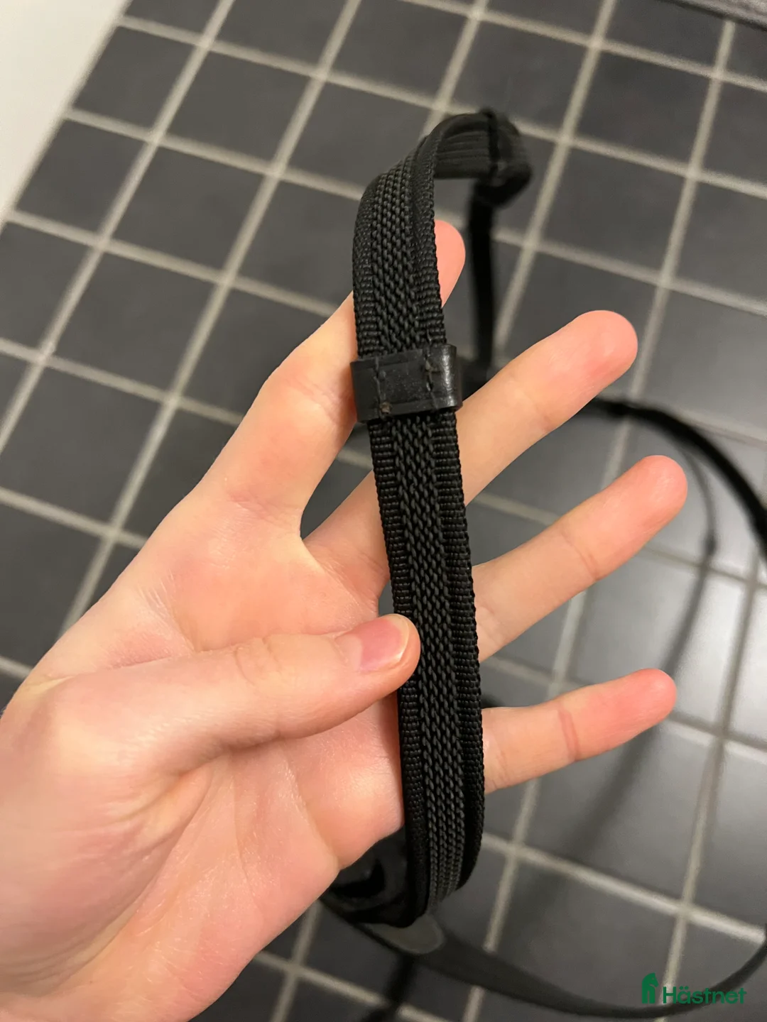 Övrig Hästutrustning hästutrustning till salu: Gummivävtyglar svarta i Göteborg - Annons 2