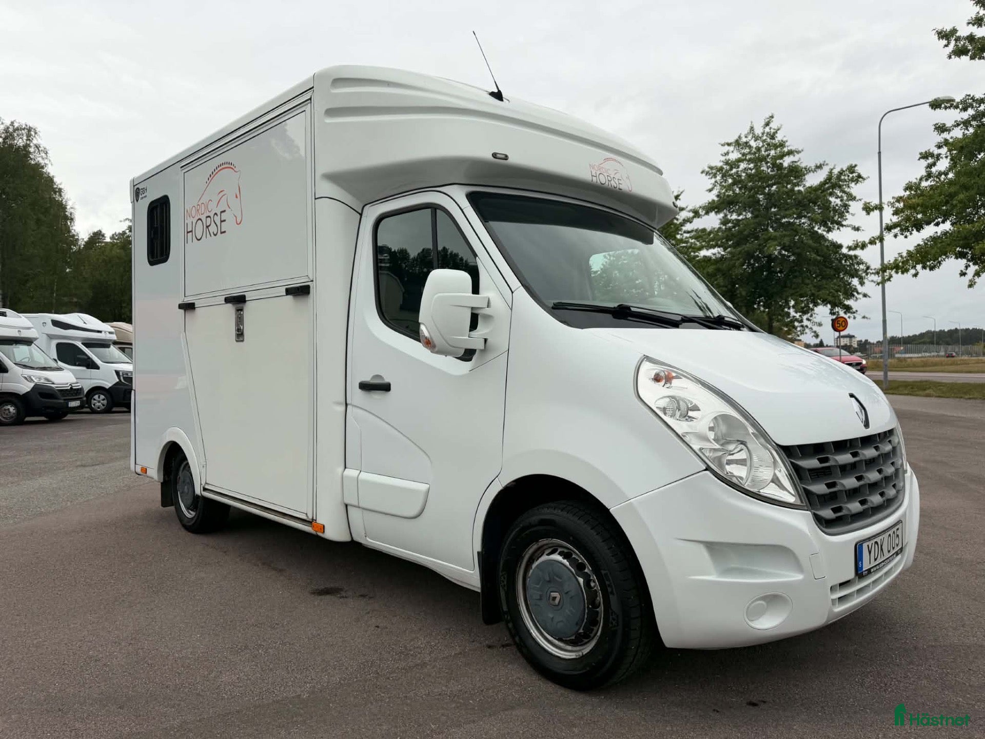 Hästlastbilar  fordon & transport till salu: NORDIC HORSE 3 – hela 1 270 kg i lastvikt! - Annons 4