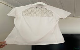 Övrigt Ridkläder ryttarutrustning till salu: Fin tävlingsskjorta i Bålsta - Annons 2