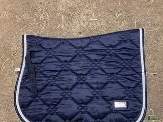 Schabrak & Vojlockar hästutrustning till salu: Copperfield schabrak vojlock i Alingsås - Annons 1