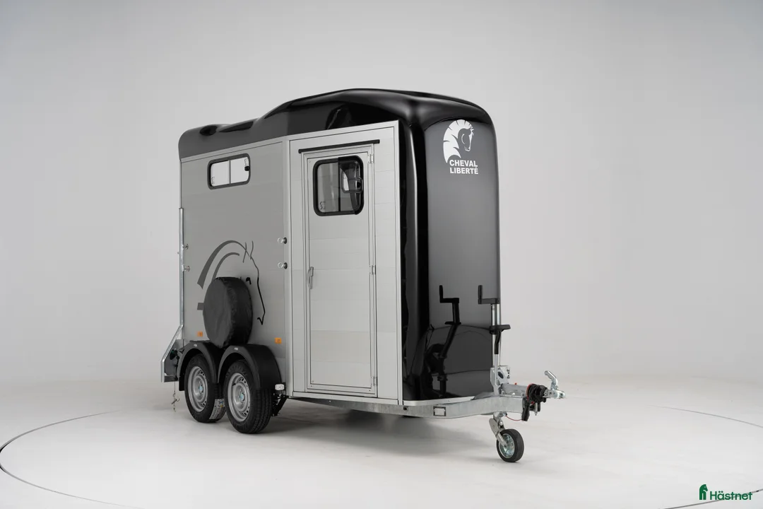 Hästtransporter  fordon & transport till salu: Cheval Touring One i Harestad - Annons 1