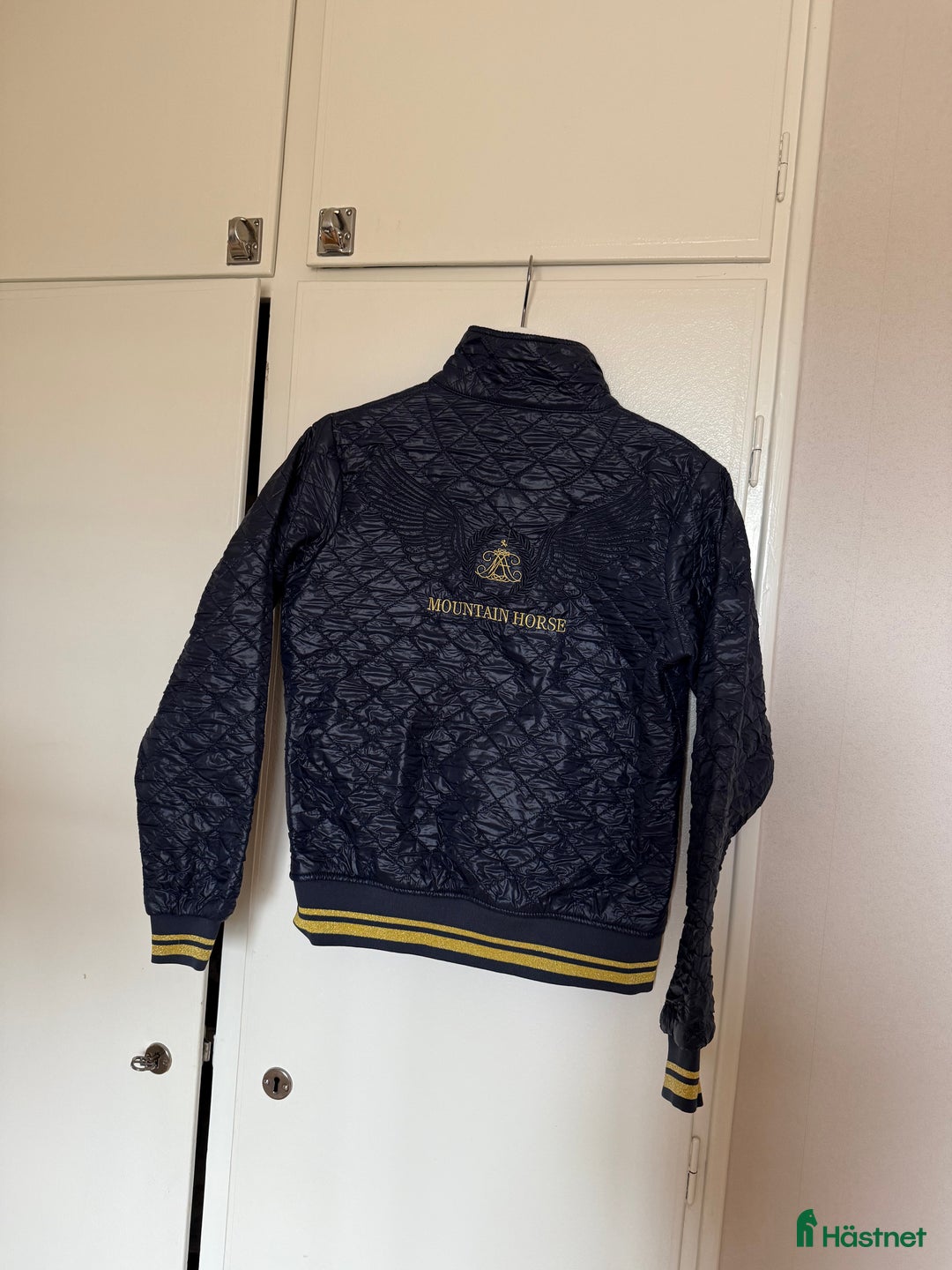 Jackor & Kavajer ryttarutrustning till salu: Mountain Horse BomberJacka i Siljansnäs - Annons 4