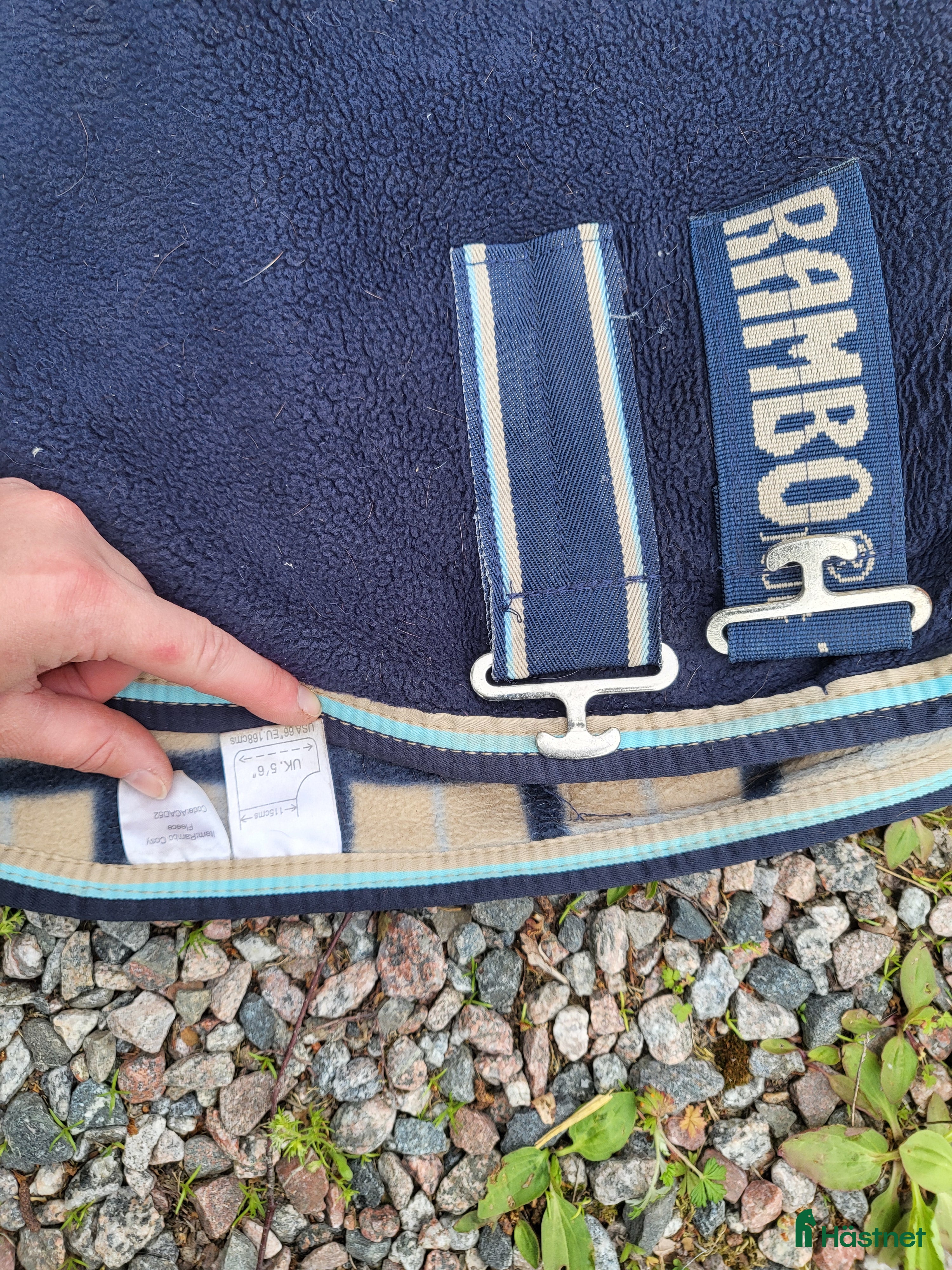 Täcken hästutrustning till salu: Rambo Deluxe Cosy Fleece strlk 125 i Heby - Annons 1