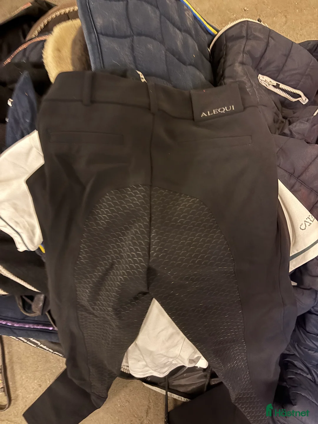 Ridbyxor ryttarutrustning till salu: Ridbyxor  i Stockholm - Annons 2