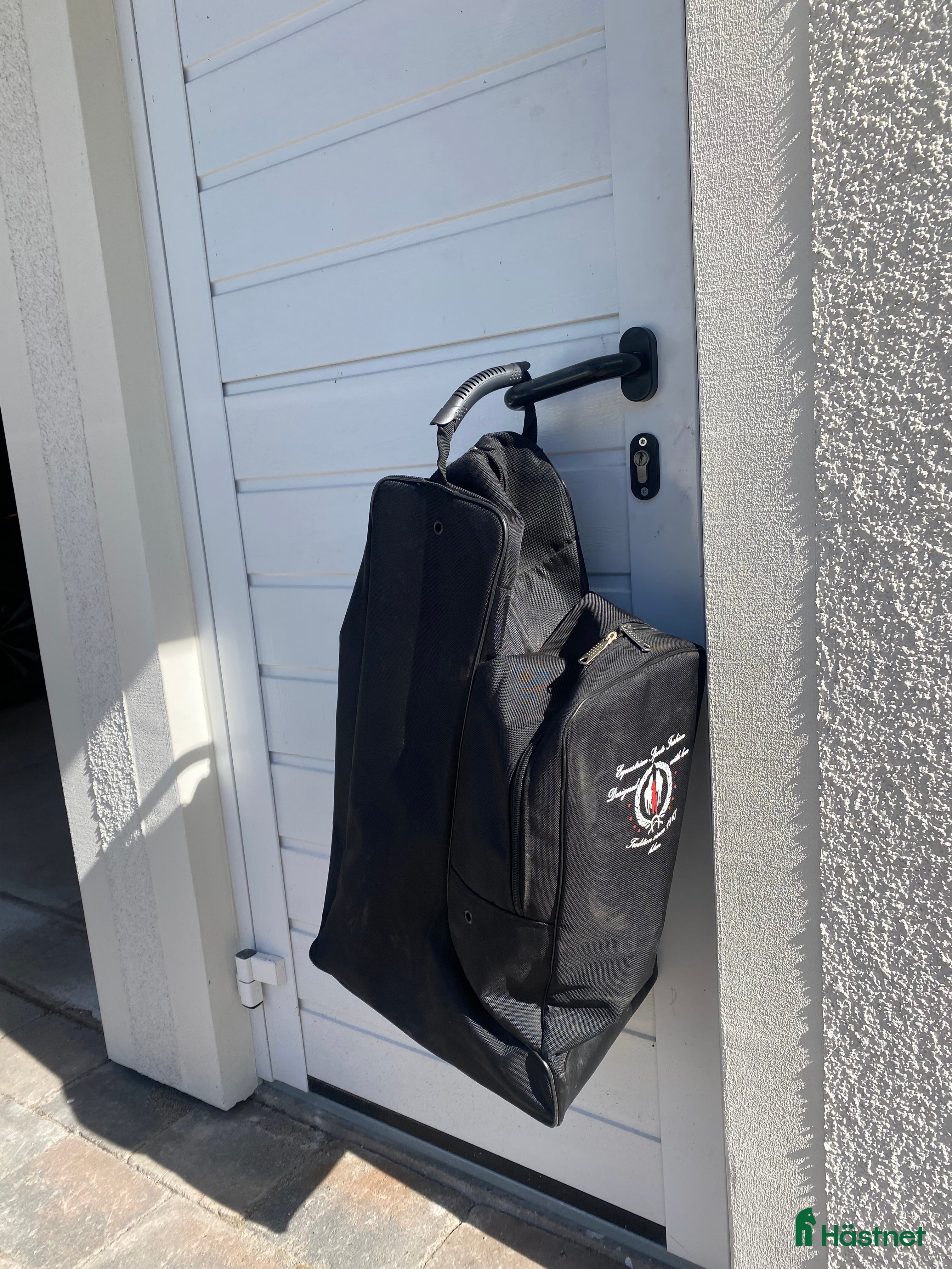 Övrig Ryttarutrustning ryttarutrustning till salu: Ridstövel och hjälm väska🙌🏻😊 i Hammarö - Annons 17