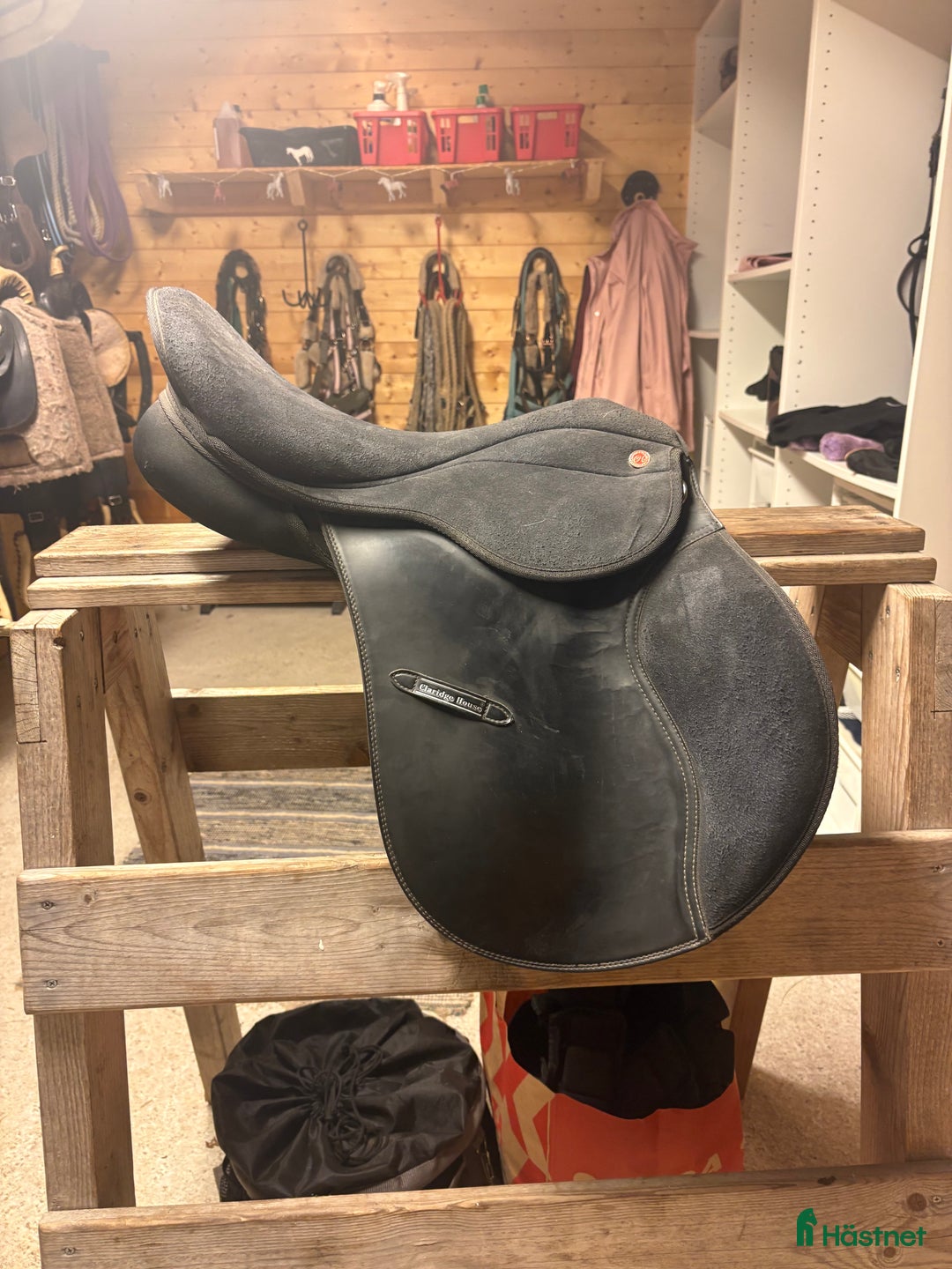 Sadlar hästutrustning till salu: Sadel i Diö - Annons 2