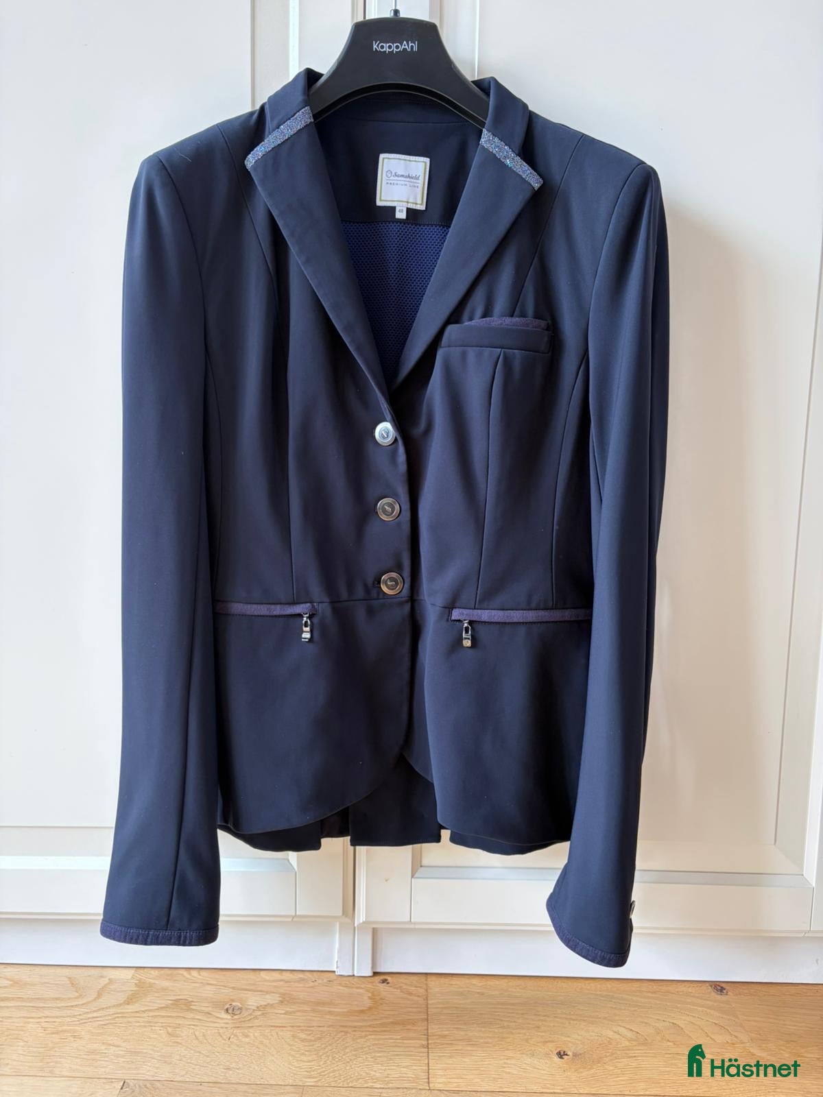 Jackor & Kavajer ryttarutrustning till salu: Marinblå samshield kavaj - Annons 1