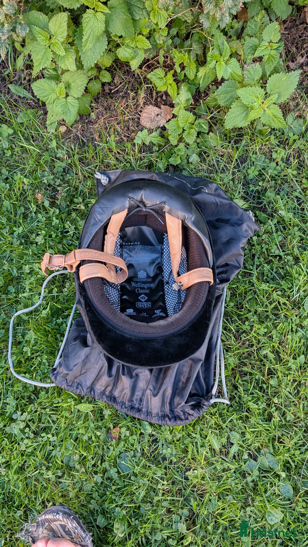 Hjälmar ryttarutrustning till salu: Hjälm i Gnesta - Annons 2