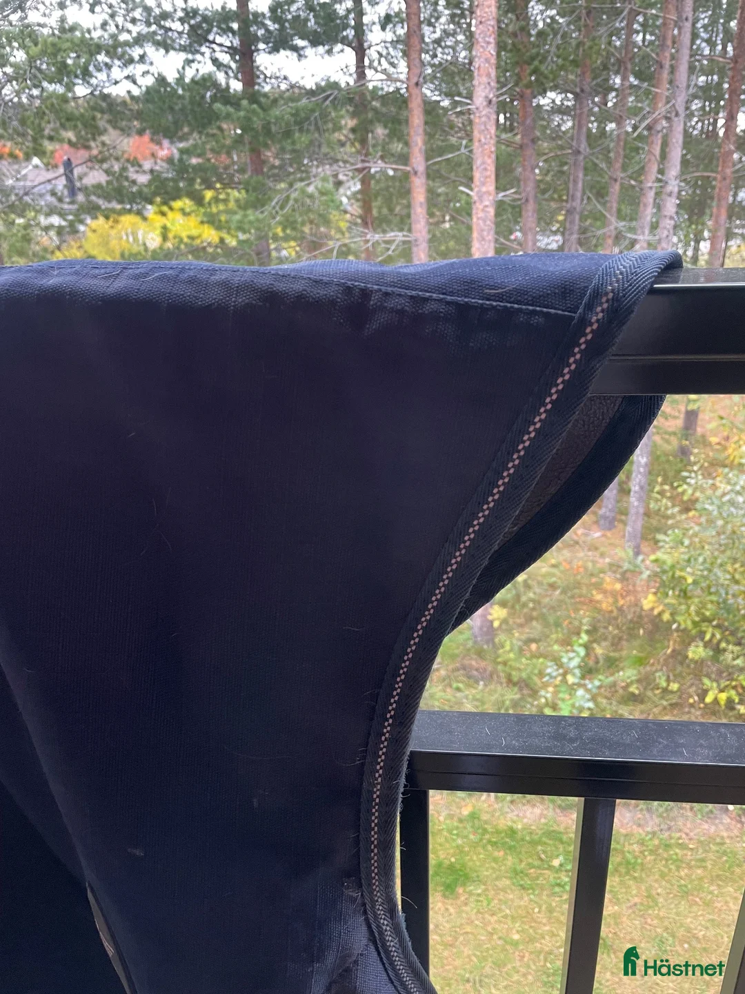 Täcken hästutrustning till salu: Fleecefodrat täcke - Annons 4