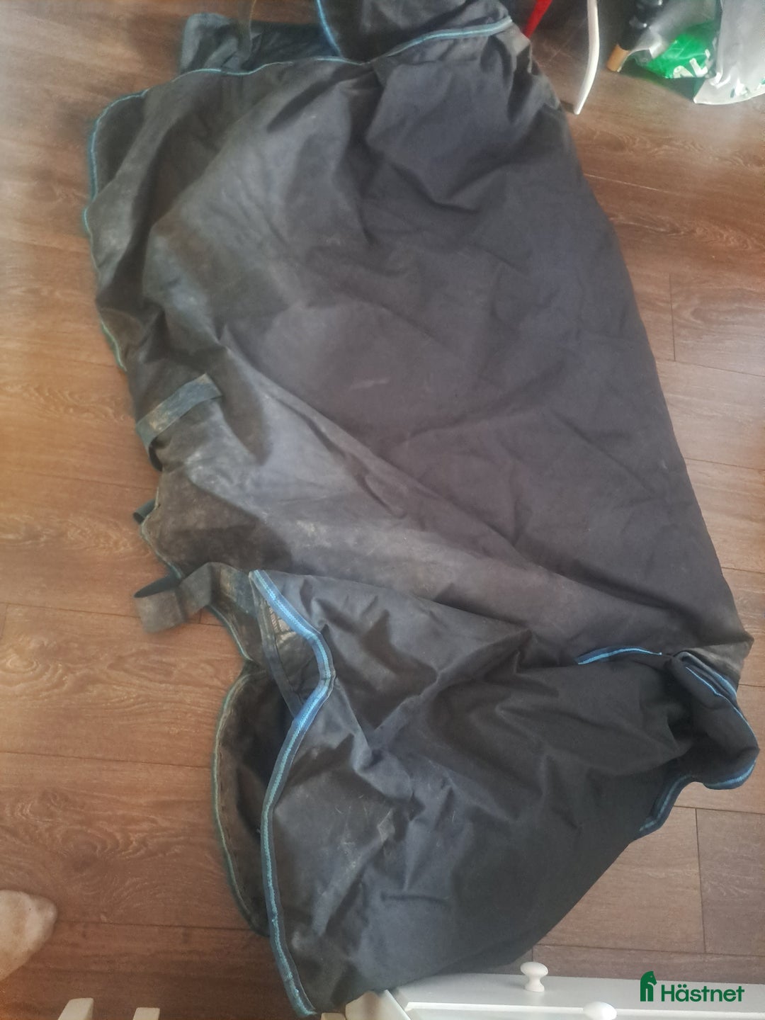 Täcken hästutrustning till salu: Vinter täcke  i Västerhaninge - Annons 2