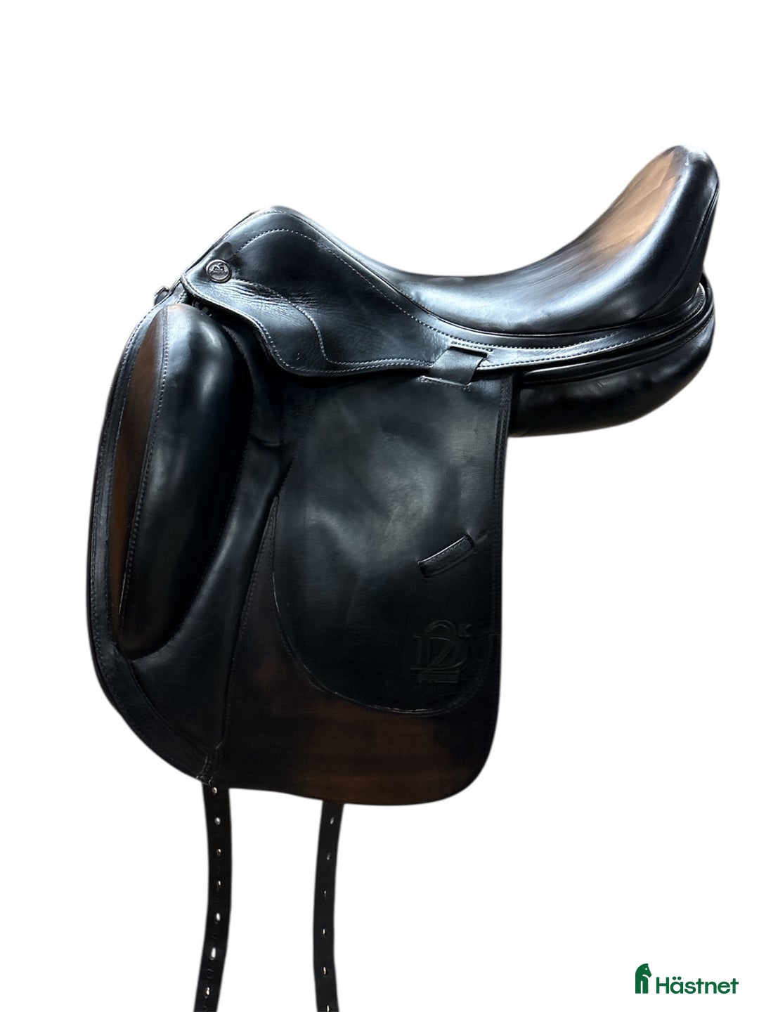 Sadlar hästutrustning till salu: Prestige X-D2 Free K 17"/M i Strömsholm - Annons 1