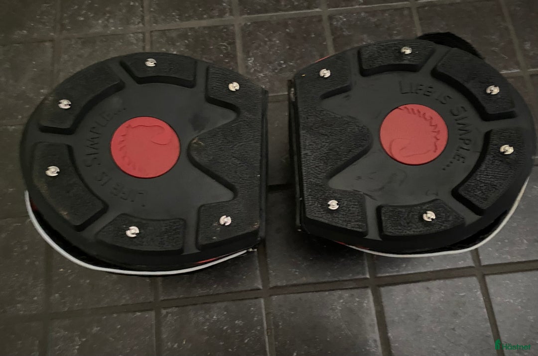 Övrig Hästutrustning hästutrustning till salu: Cavallo sport boot strl 6 i Alunda - Annons 4