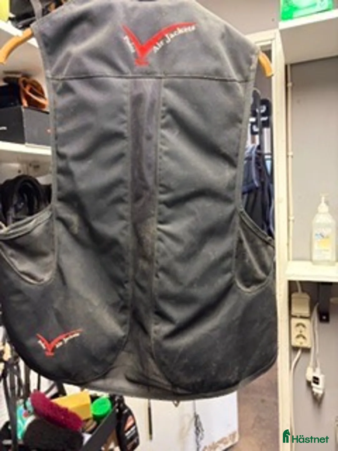Säkerhetsvästar ryttarutrustning till salu: Two point air jacket- Airbag väst - Annons 2