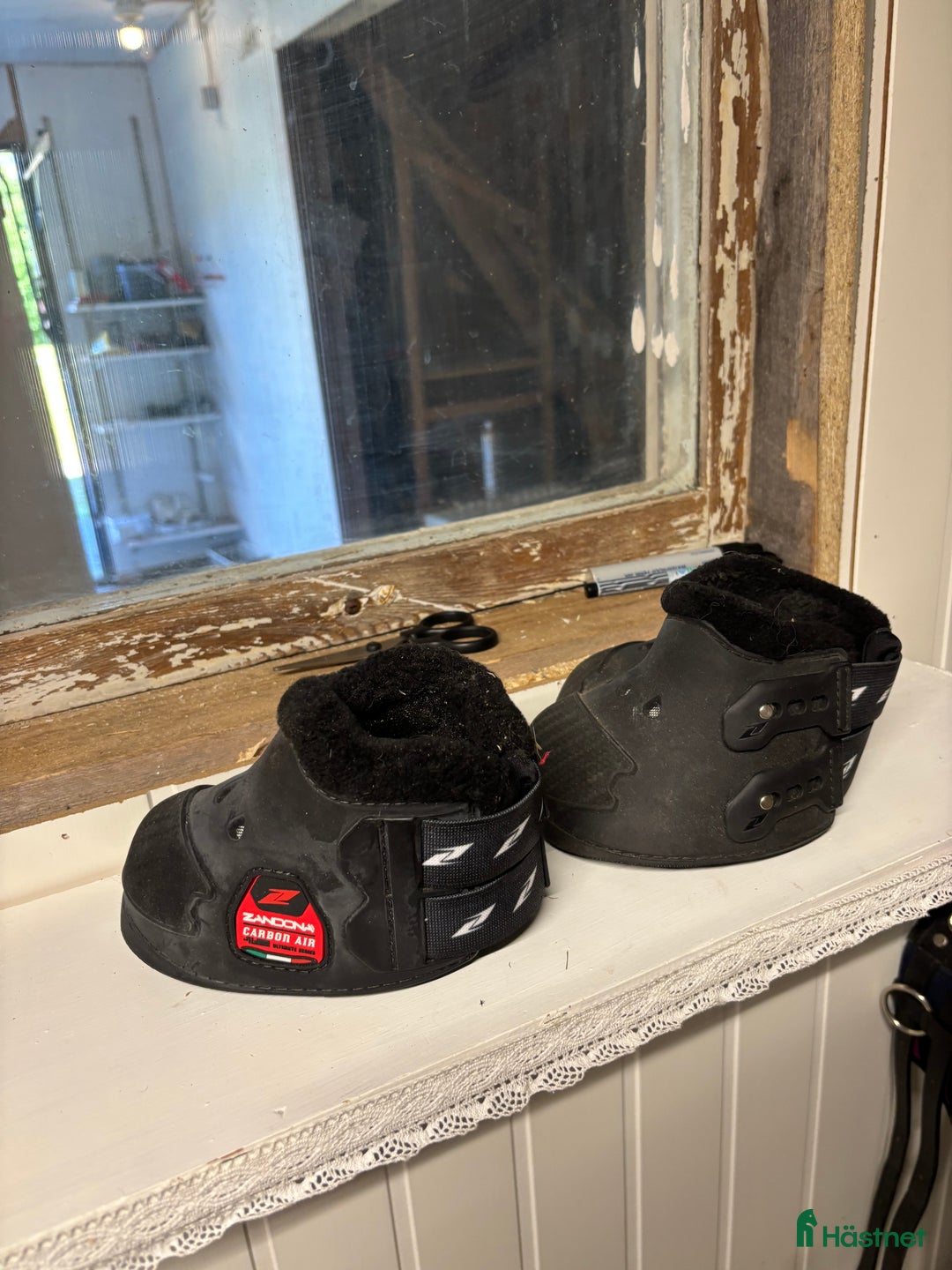 Benskydd hästutrustning till salu: Ballskydd Zandonà Carbon Air Heel i Storuman - Annons 3