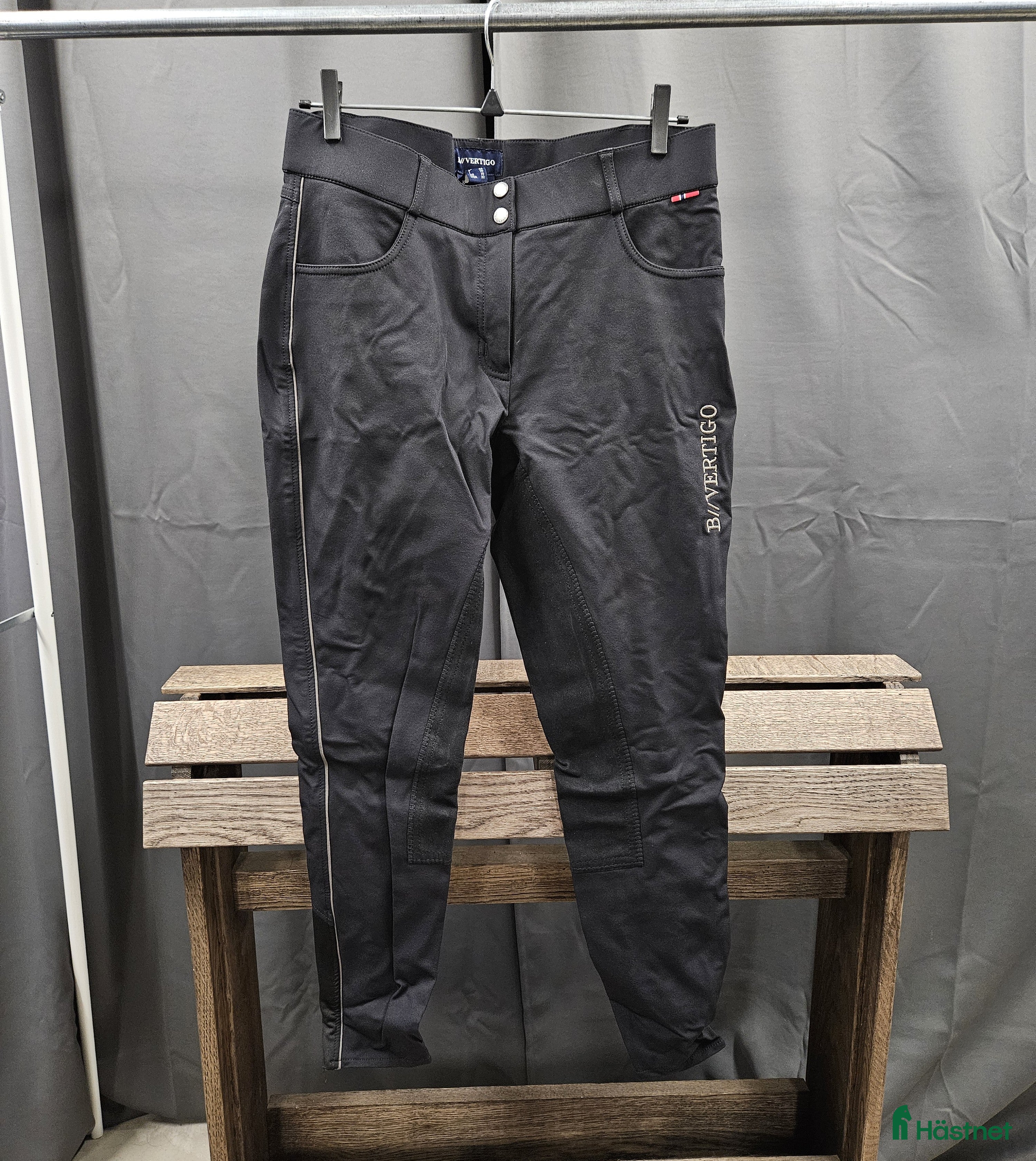 Ridbyxor ryttarutrustning till salu: Ridbyxa, 44, B Vertigo i Gällivare - Annons 17