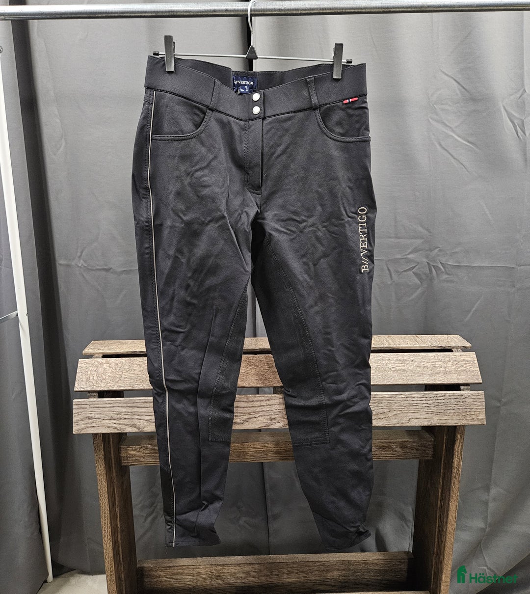 Ridbyxor ryttarutrustning till salu: Ridbyxa, 44, B Vertigo i Gällivare - Annons 1