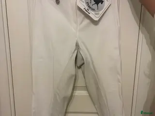 Ridbyxor ryttarutrustning till salu: Vita helskodda pikeur ridbyxor - Annons 2