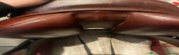 Sadlar hästutrustning till salu: Omstoppad kalvskinnssadel till salu i Stockholm - Annons 3