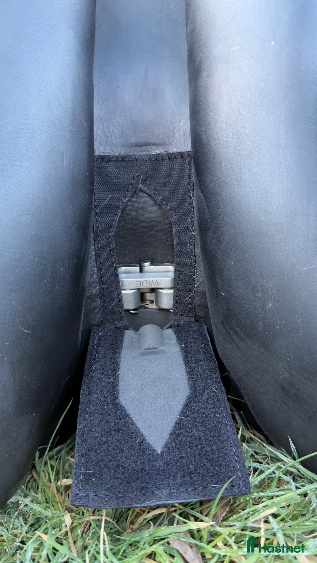 Sadlar hästutrustning till salu: Dressyrsadel med UG-system - alla bomvidder ingår i Gällstad - Annons 2