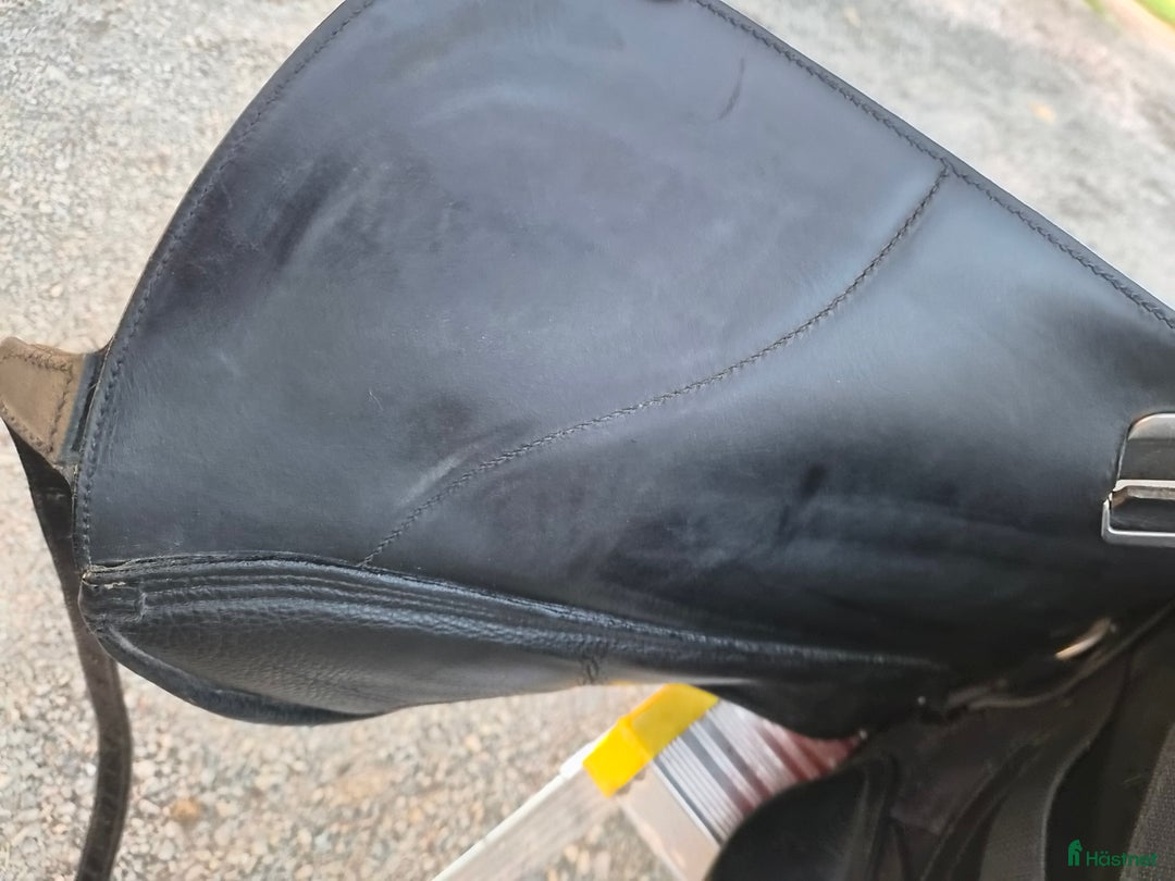 Sadlar hästutrustning till salu: Bates Isabelle Werth i Dala-Järna - Annons 4