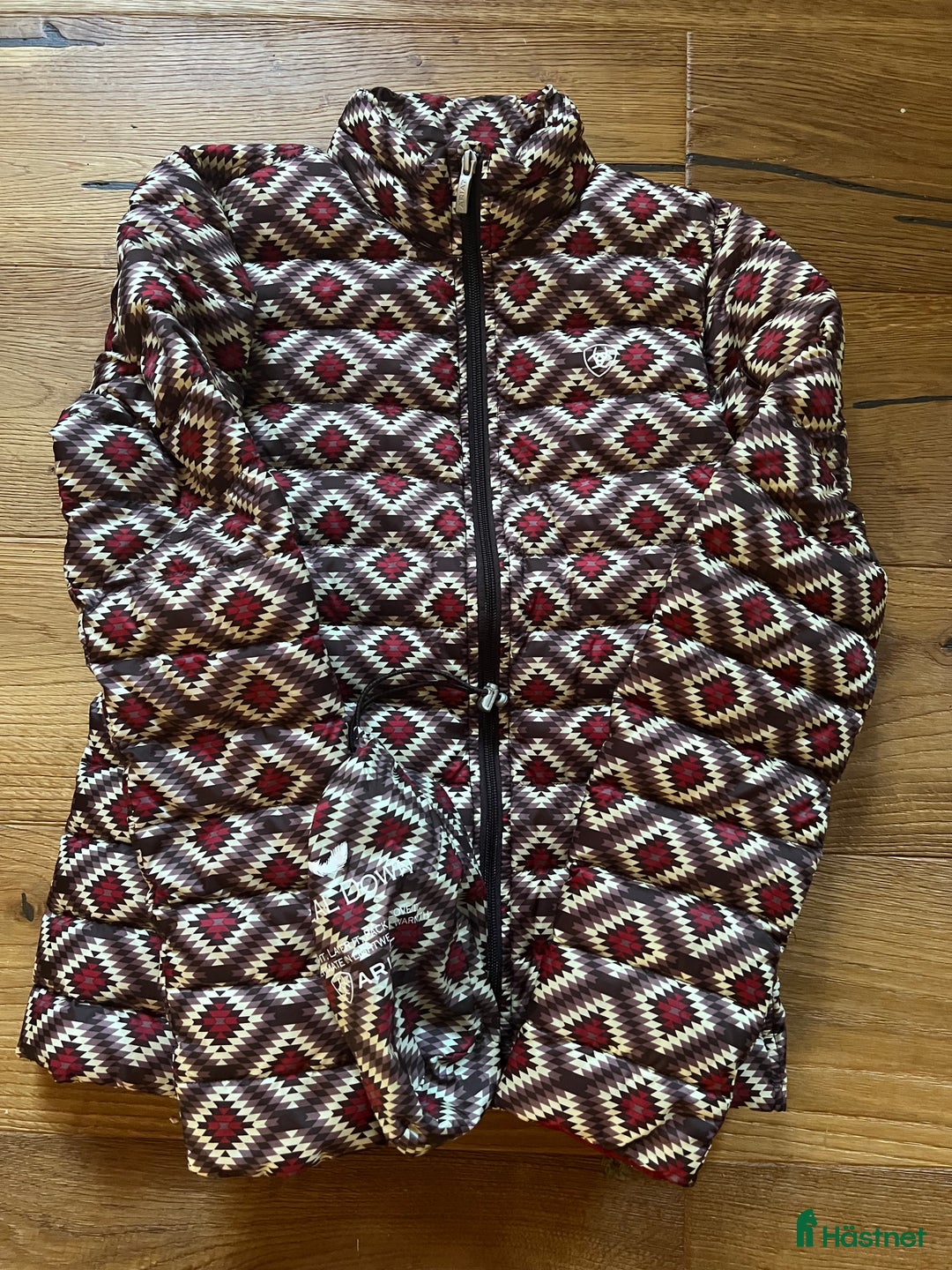 Jackor & Kavajer ryttarutrustning till salu: Ariat jacka nästan som ny S i Ödsmål - Annons 4