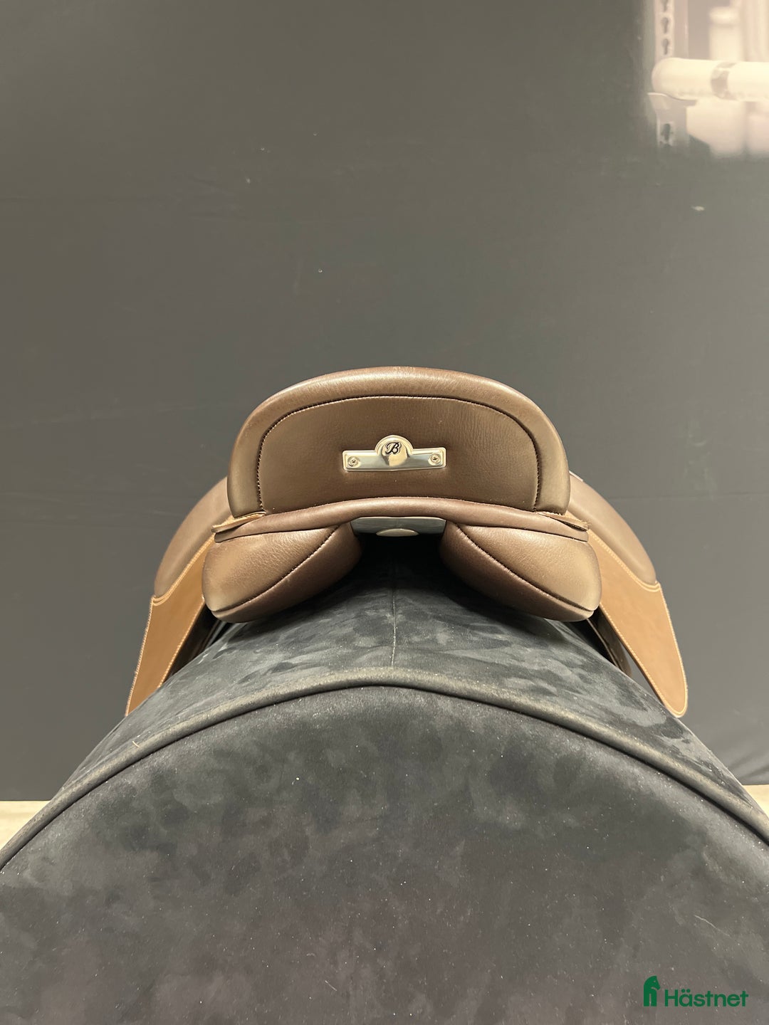 Sadlar hästutrustning till salu: Helt ny Bates dressyr i Borlänge - Annons 4