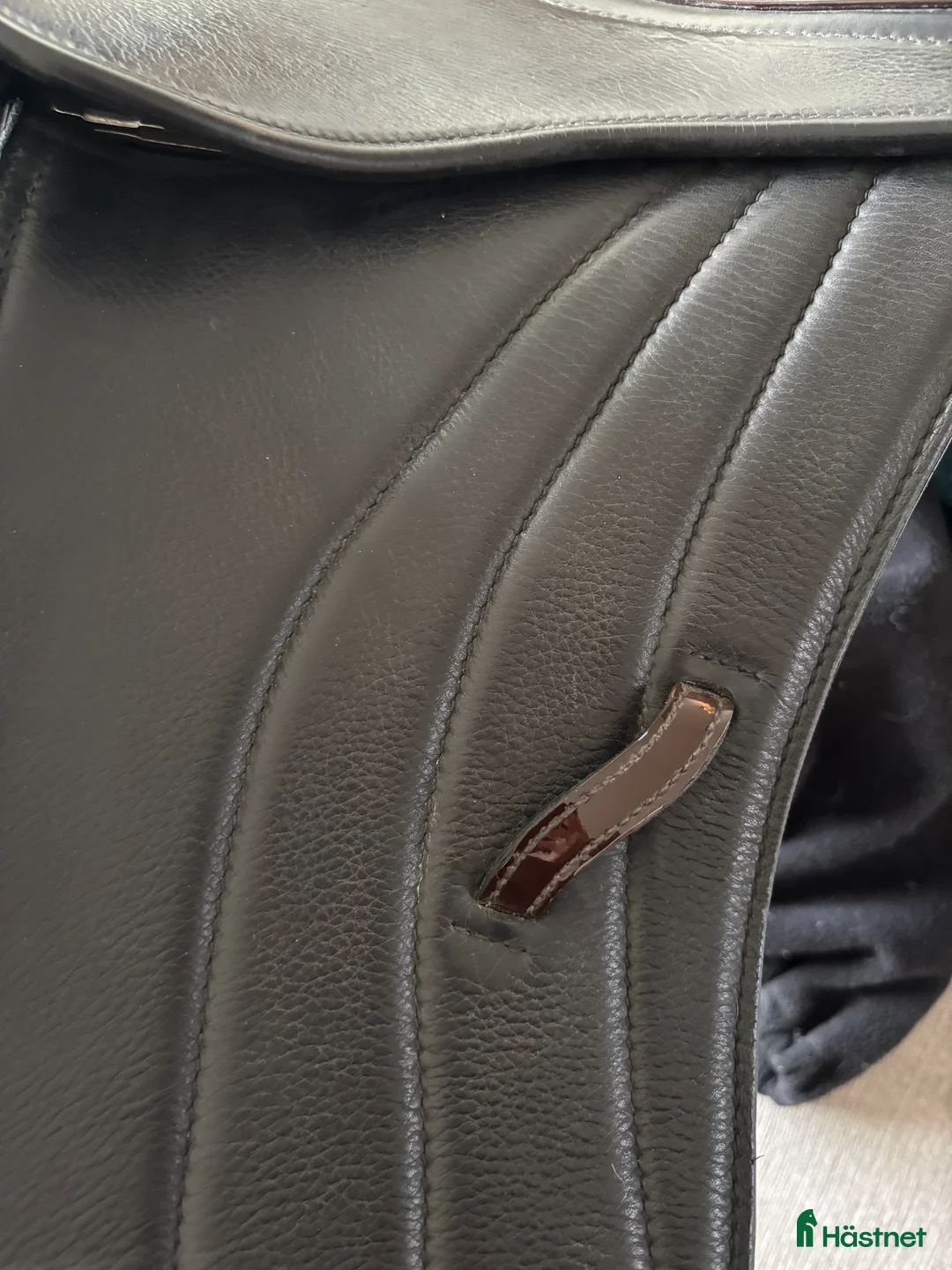 Sadlar hästutrustning till salu: Dressyrsadel Jeffries - Annons 4