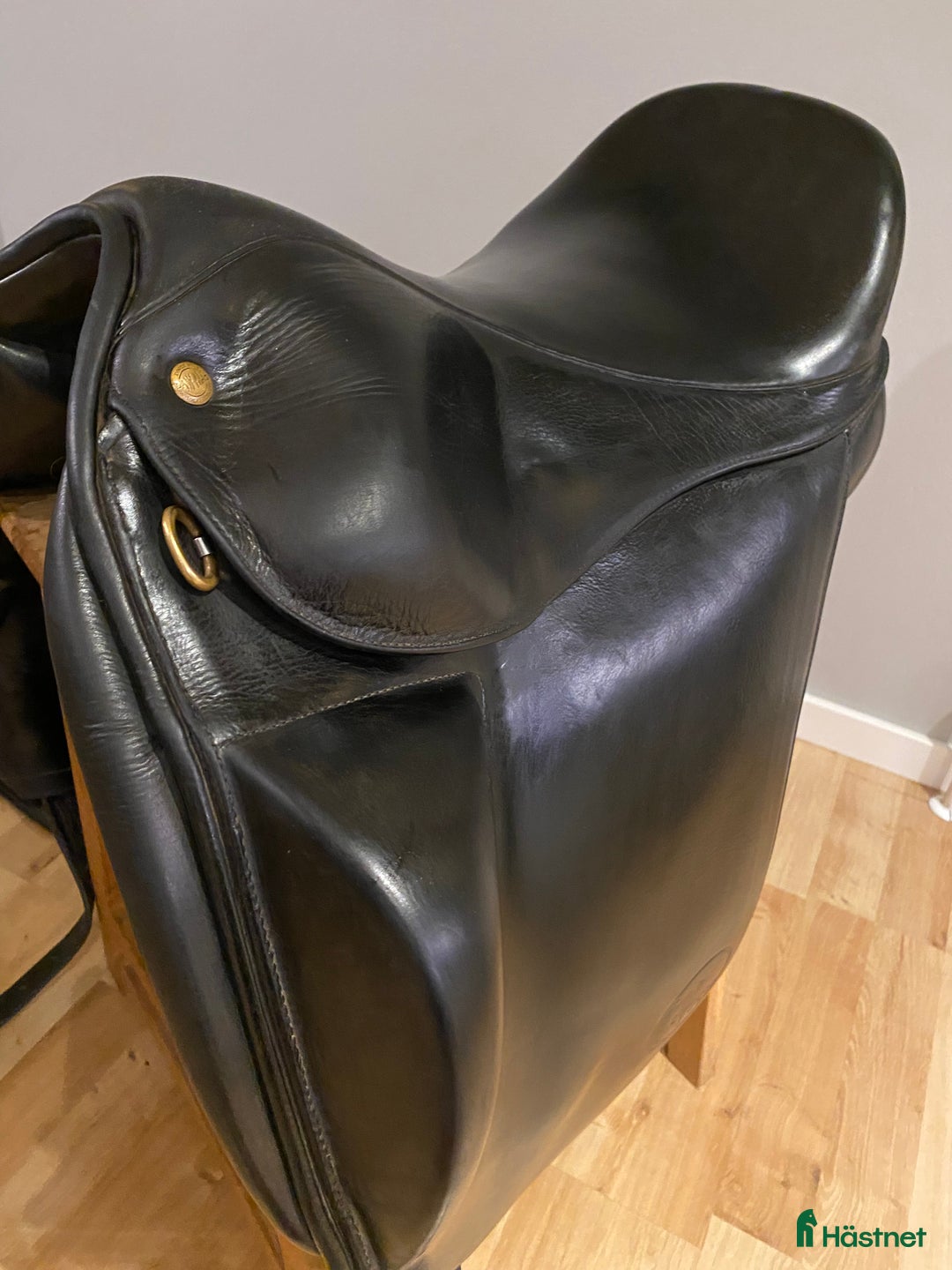 Sadlar hästutrustning till salu: Draupnir 17,5 i fint skick  i Motala - Annons 5