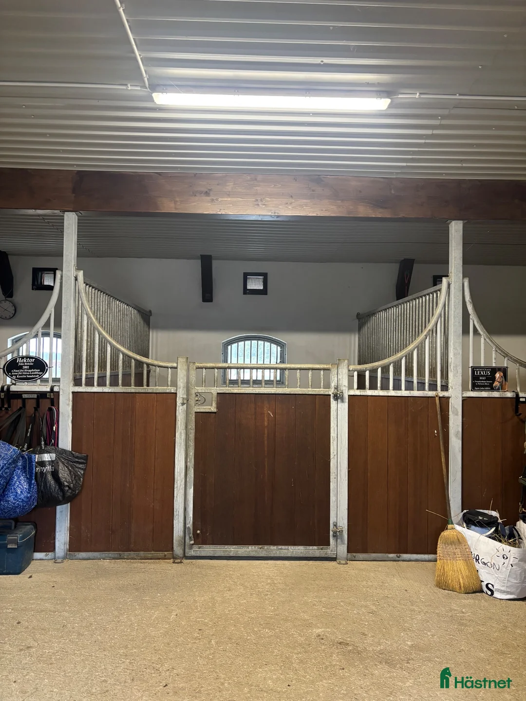  stallplats finnes: 2 lediga stallplatser i Stannum, Gråbo! 🐴 - Annons 2