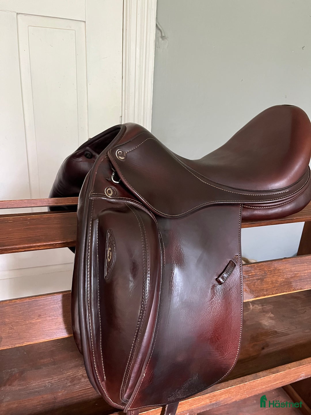 Sadlar hästutrustning till salu: X-Helen dressysadel 16,5 i Stockholm - Annons 2